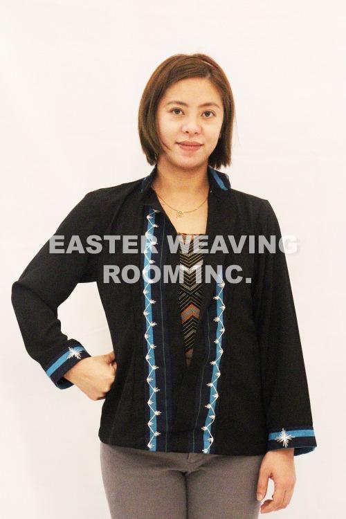 TOPPER WITH WOVEN ACCENT01